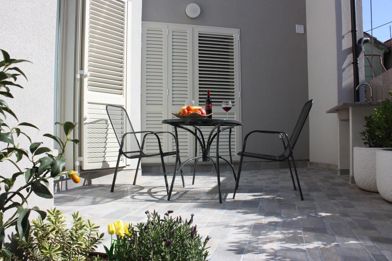 Aurora Apartments Sibenik Luaran gambar