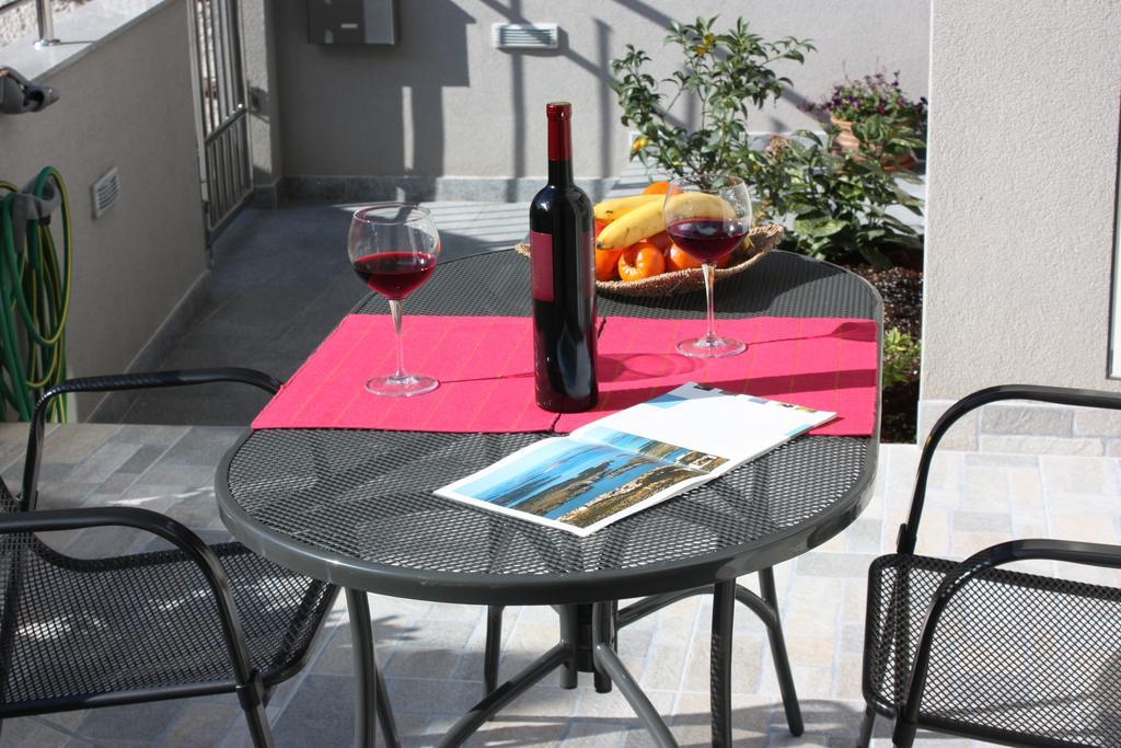 Aurora Apartments Sibenik Luaran gambar